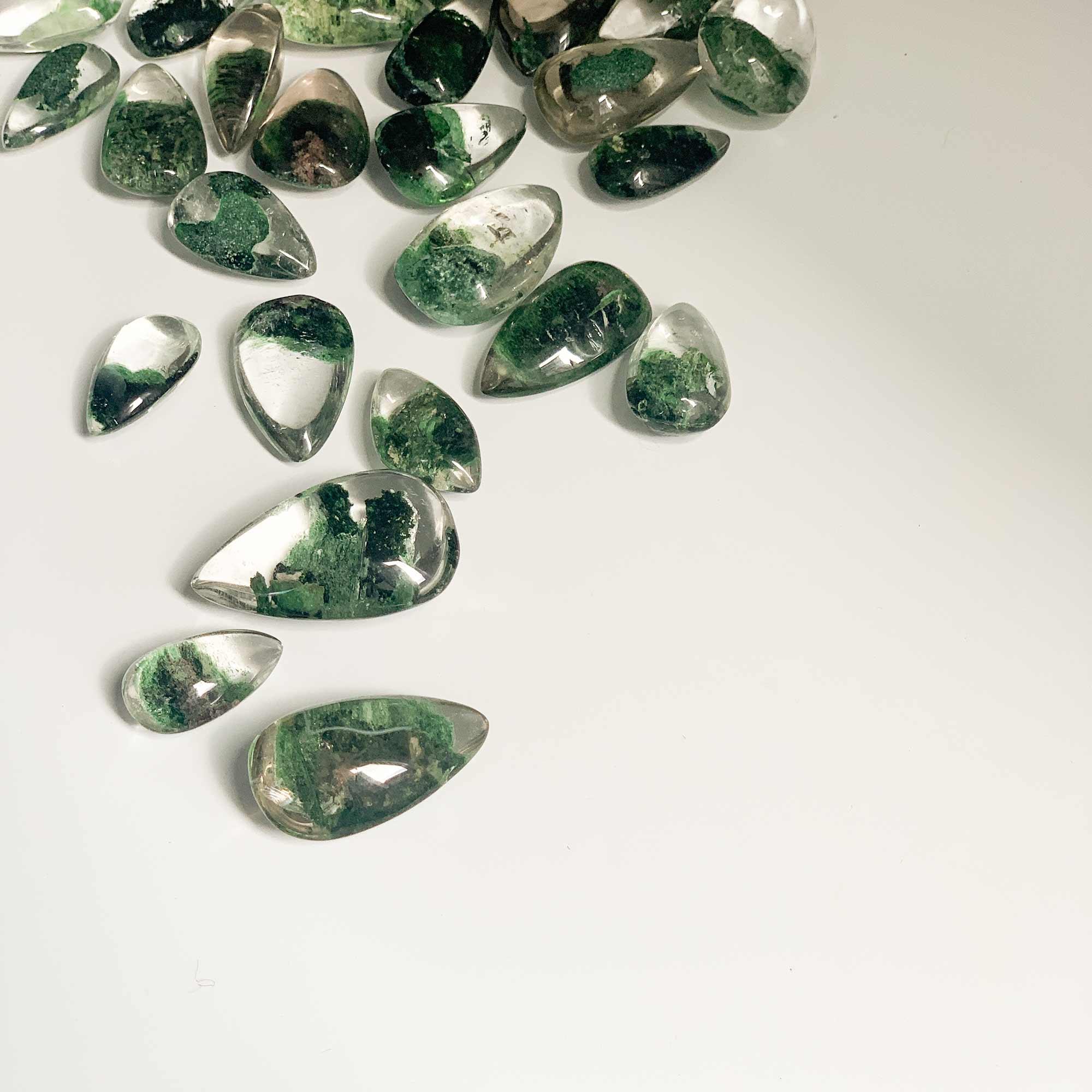 number of green ghost crystals with different size and pattern